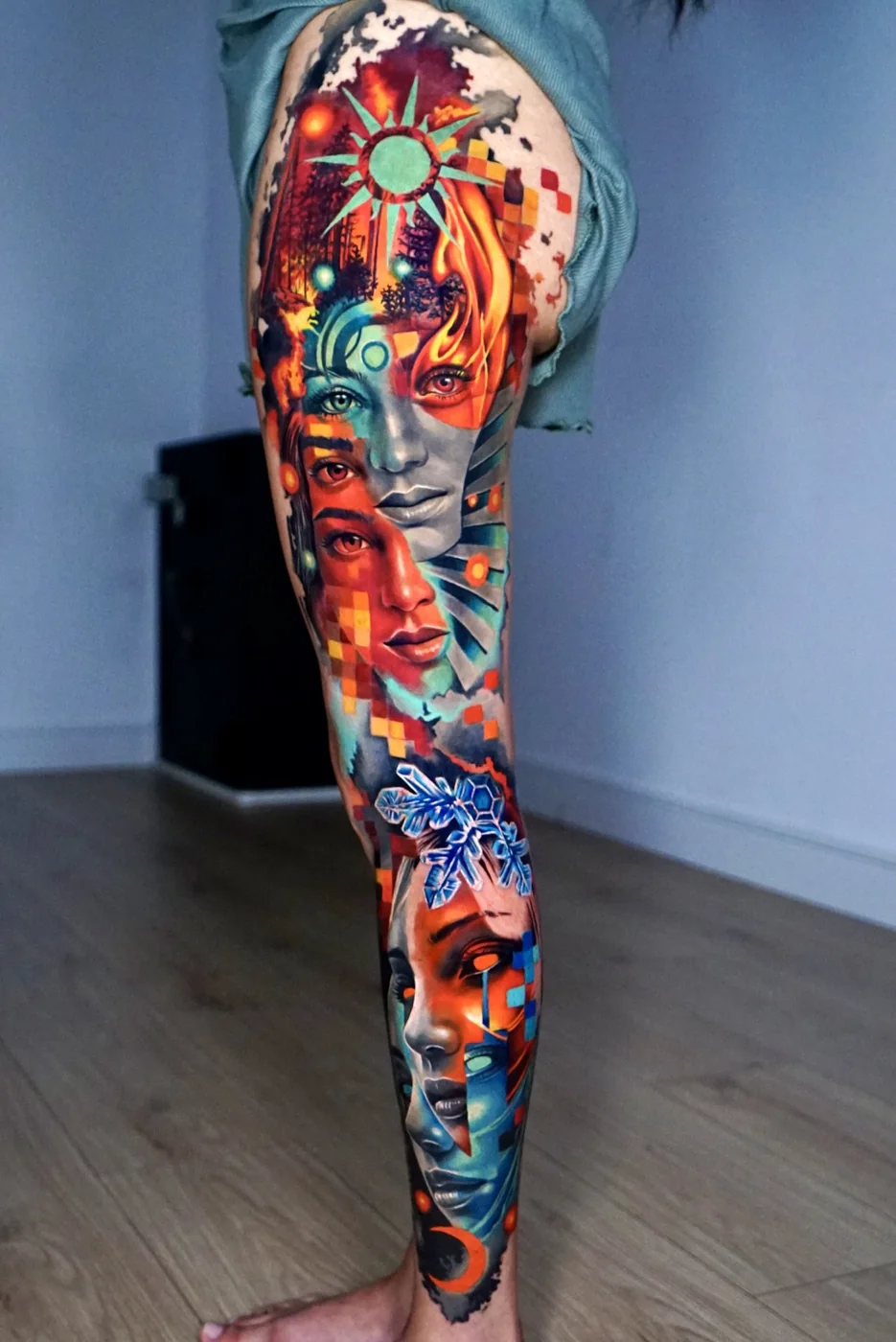 Tatuaje de realismo a color hecho por Abraham — Compton Tattoo, Alcalá de Henares (04)