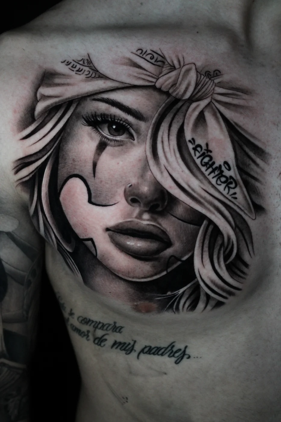 Tatuaje en black and grey y realismo hecho por Alfredo — Compton Tattoo, Alcalá de Henares (02)