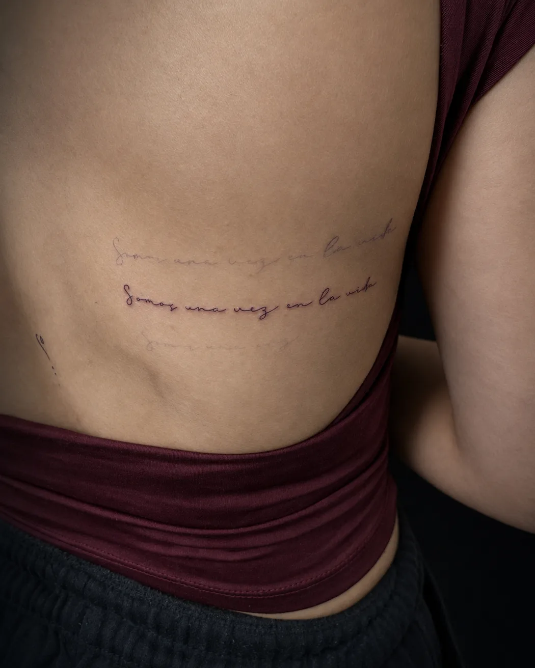 Tatuaje de línea fina hecho por Irene — Compton Tattoo, Alcalá de Henares (02)
