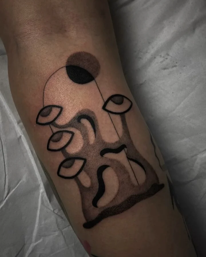 Tatuaje de puntillismo y dotwork hecho por Visual Dislexia — Compton Tattoo, Alcalá de Henares (04)